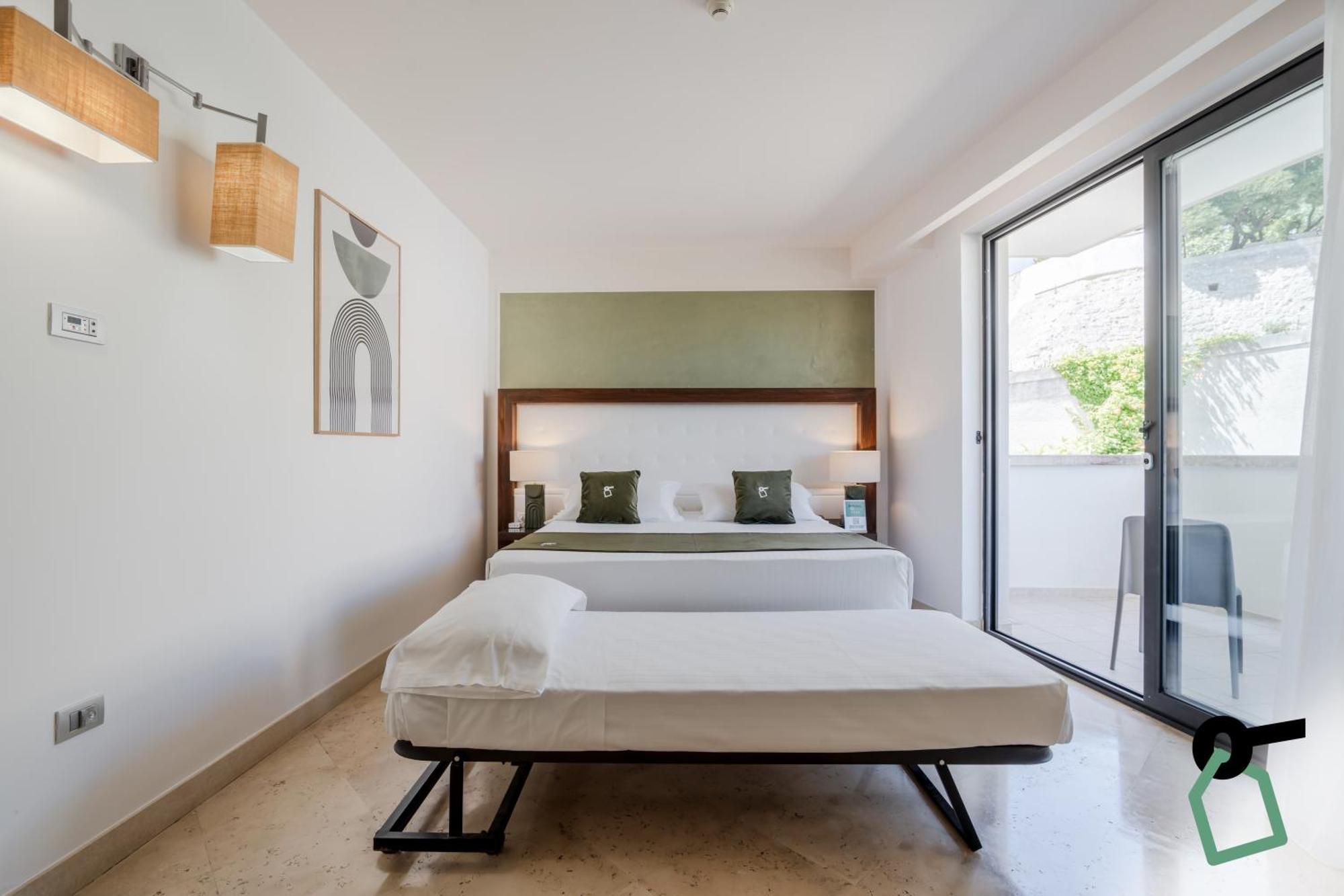 Hotiday Room Collection - Otranto Eksteriør bilde